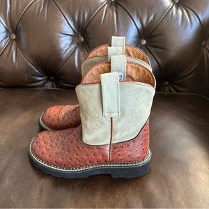 ⚡️⚡️Ariat women’s cowboy boots size 6B